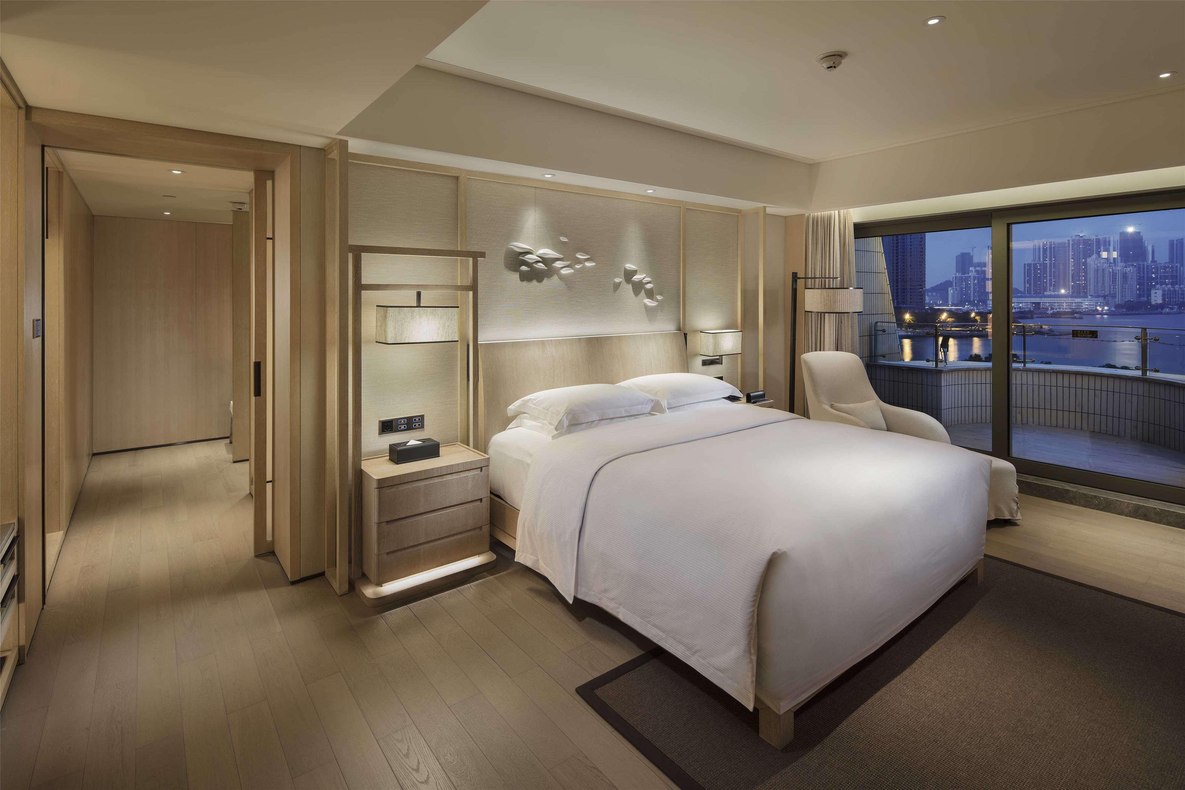 Hilton Shenzhen Shekou Nanhai Екстер'єр фото