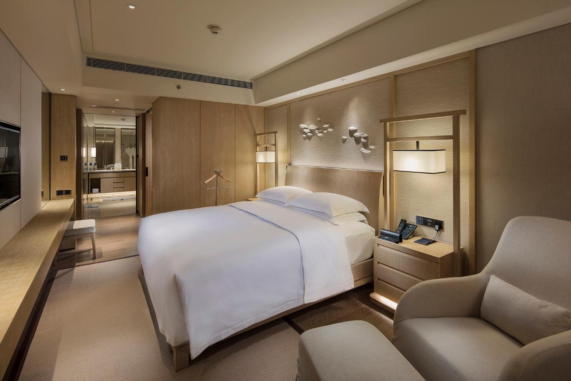 Hilton Shenzhen Shekou Nanhai Екстер'єр фото