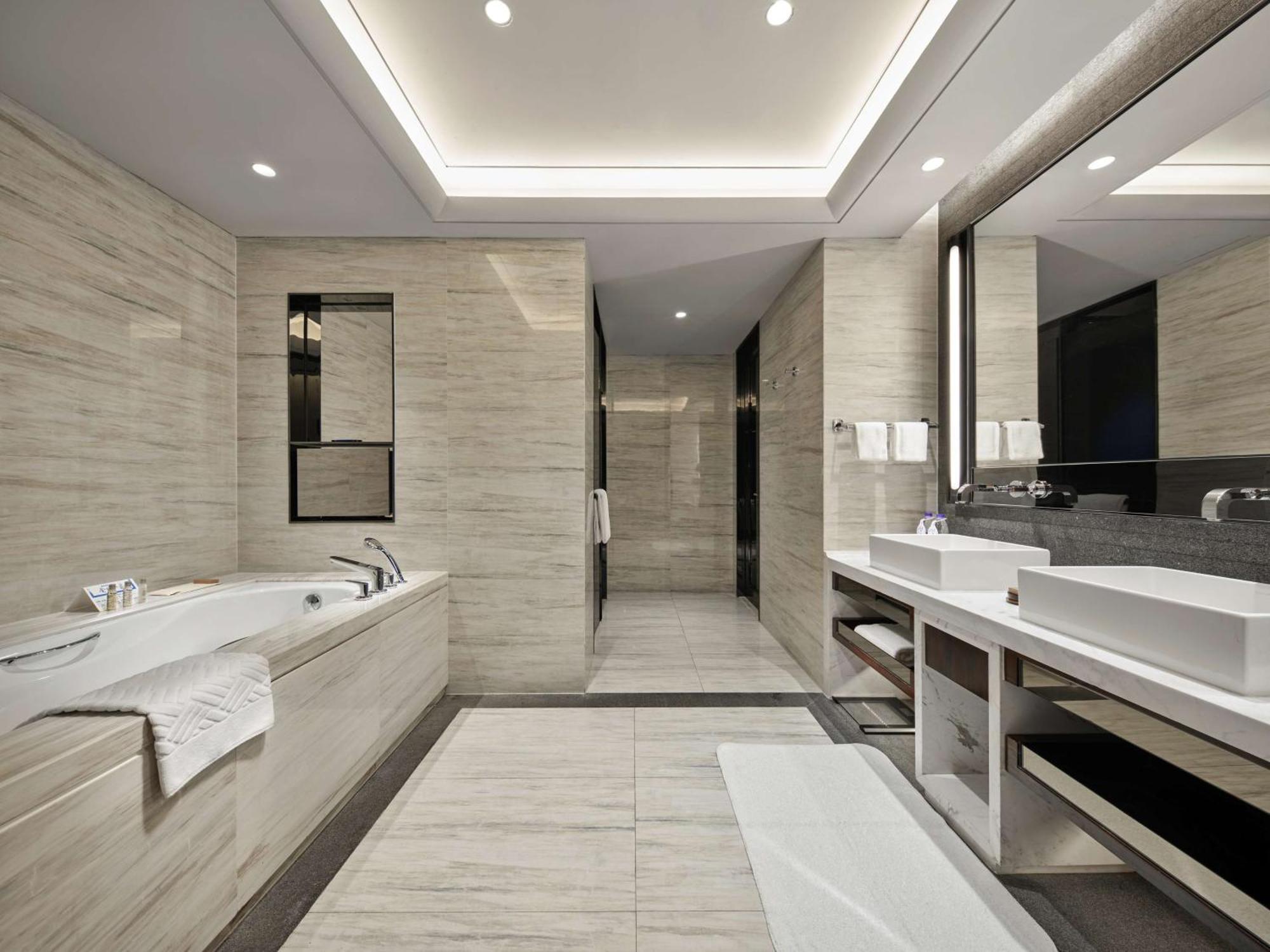 Hilton Shenzhen Shekou Nanhai Екстер'єр фото