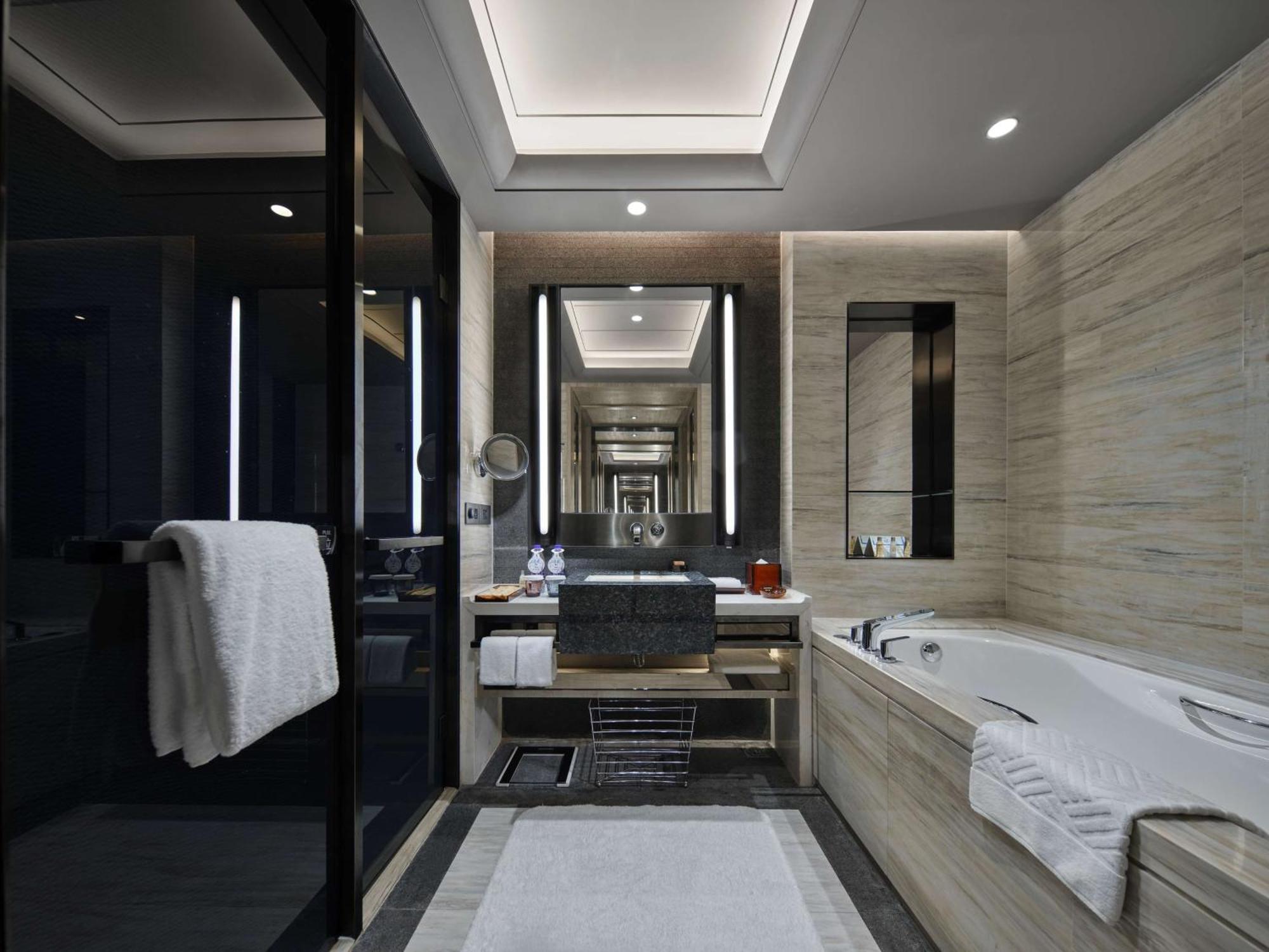 Hilton Shenzhen Shekou Nanhai Екстер'єр фото