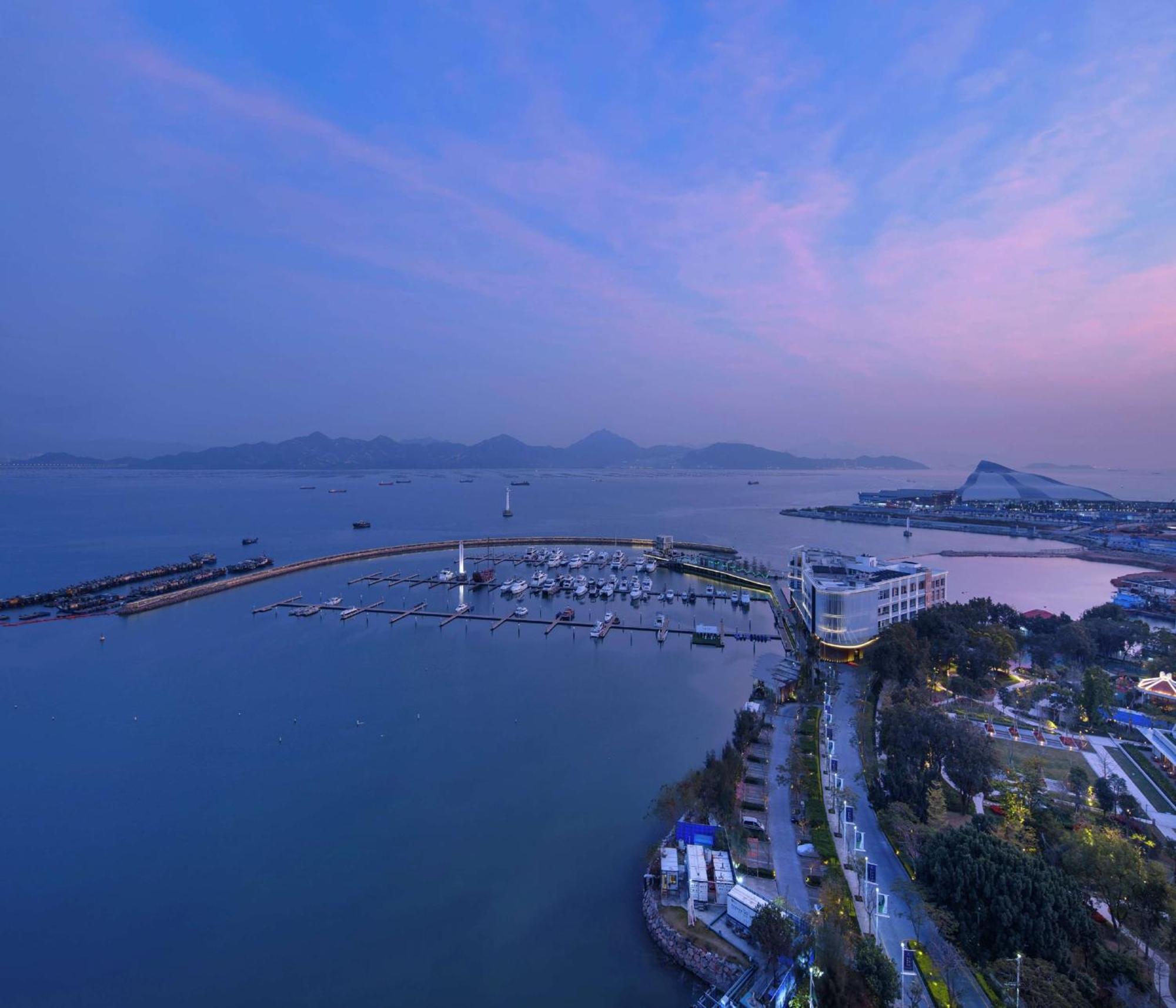 Hilton Shenzhen Shekou Nanhai Екстер'єр фото